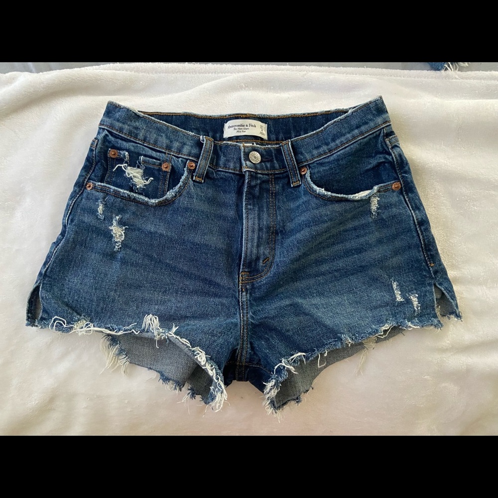 Abercrombie Curve Love Mom Shorts